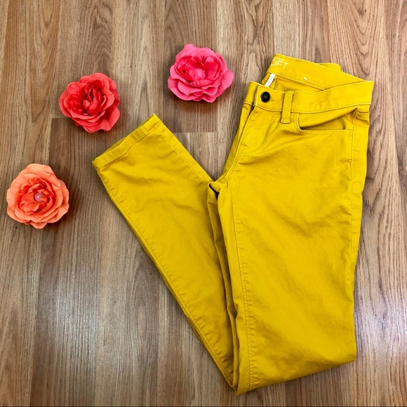 Ann Taylor Pants - Ann Taylor LOFT Modern Skinny Mustard Pants.